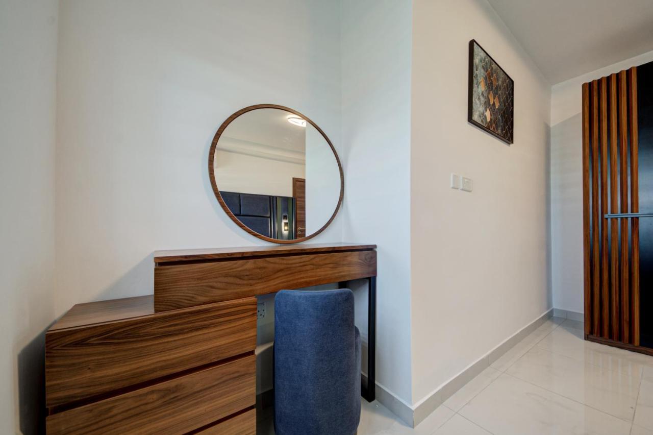 Central Apartments خليج سانت بول المظهر الخارجي الصورة