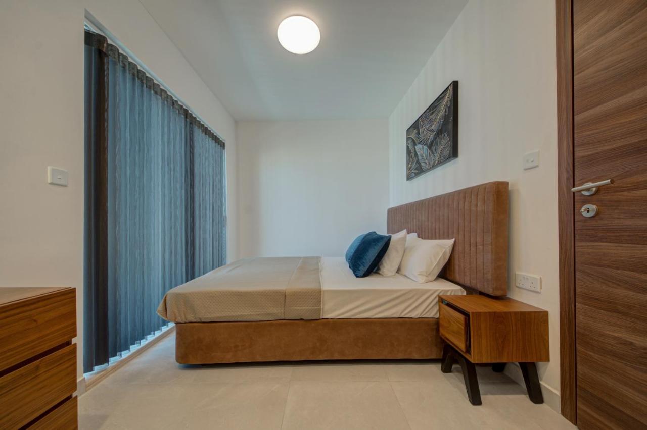 Central Apartments خليج سانت بول المظهر الخارجي الصورة