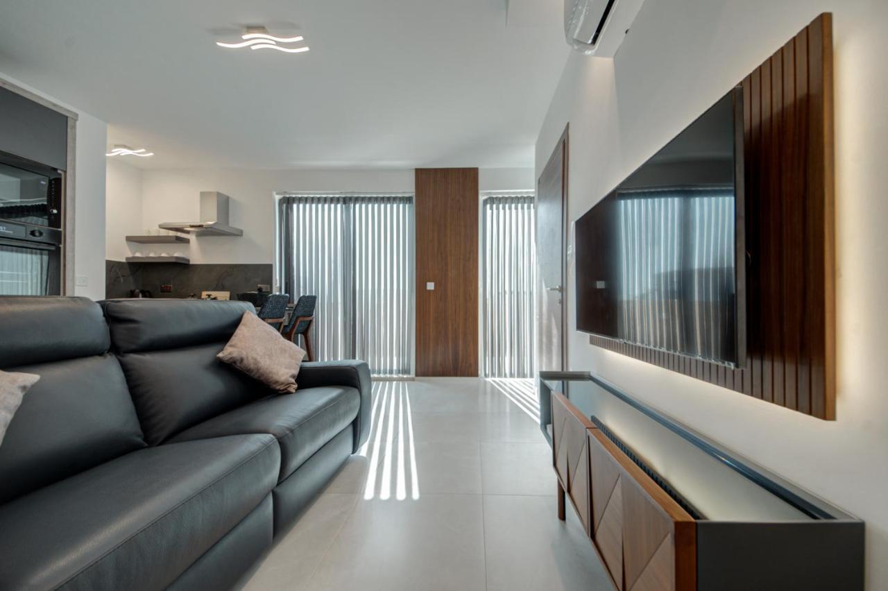 Central Apartments خليج سانت بول المظهر الخارجي الصورة