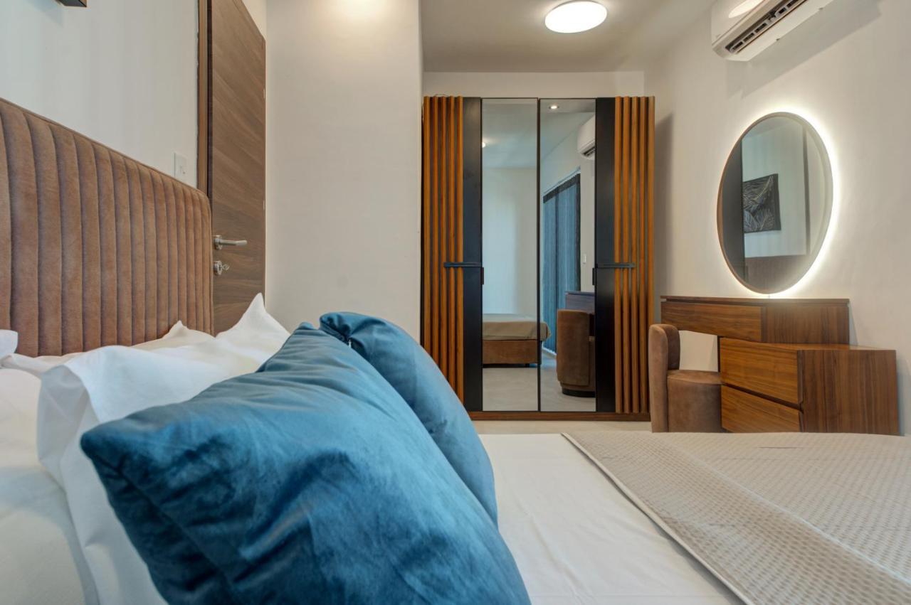 Central Apartments خليج سانت بول المظهر الخارجي الصورة